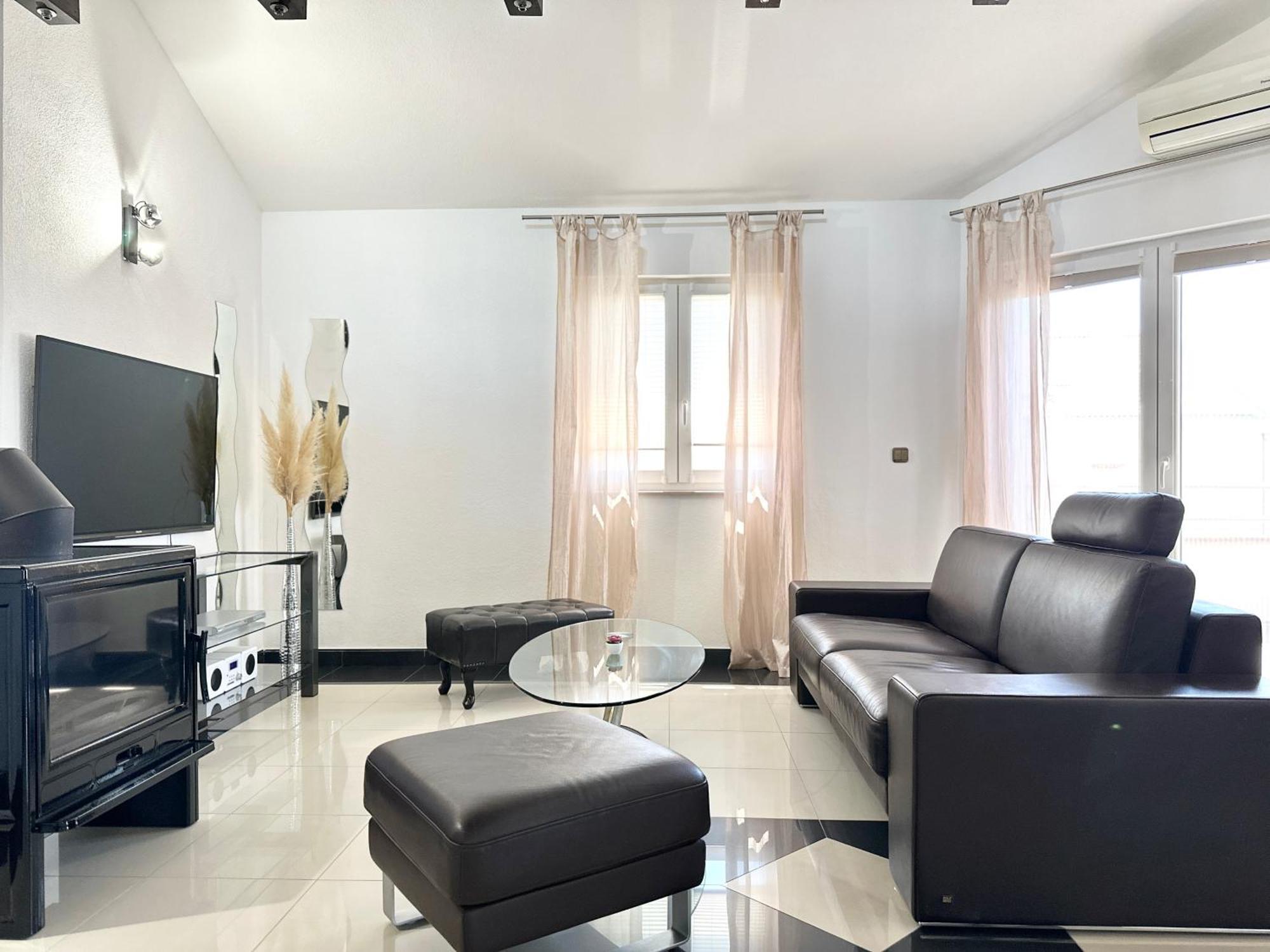 Kaštela Villa Andrijana - Exclusively Yours - Family Getaway With Private Pool מראה חיצוני תמונה
